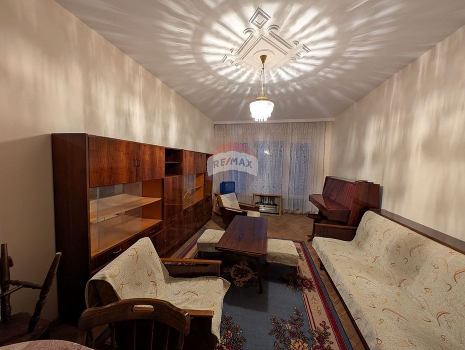 Дава се под наем Четиристаен апартамент в Варна, Чайка - 85 кв.м за 750 € - Снимка #2