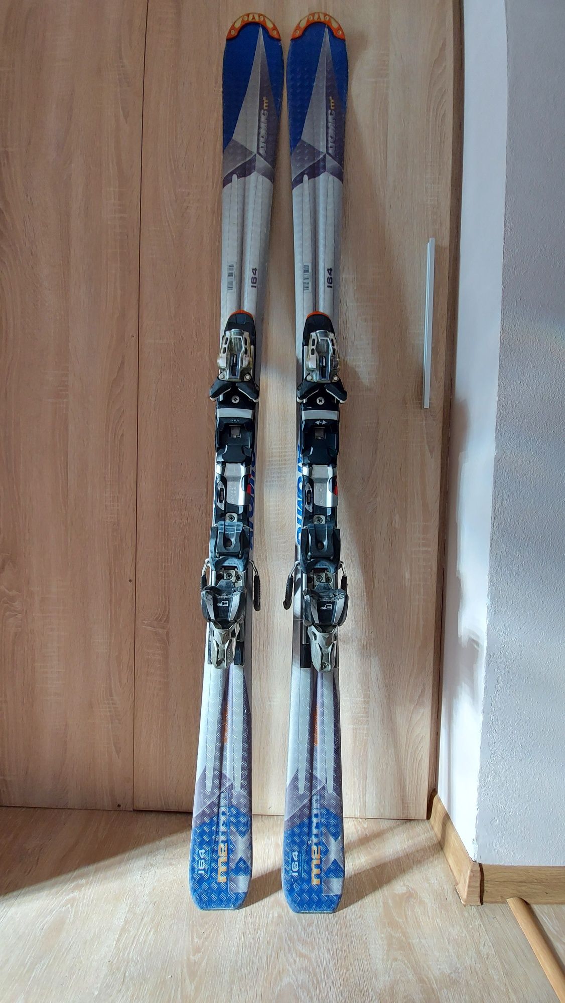 Vând schiuri ATOMIC M2tron, 164 cm