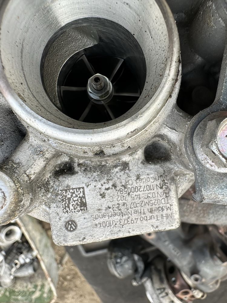 Турбо компресор турбина TD025M2-07T-23 03C145702L 1,4TSi TFSi VW Audi