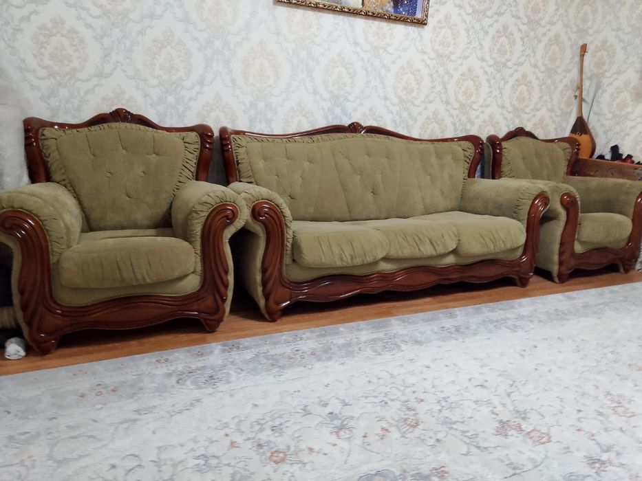 Диван в отличном СОСтоянии. Раскладной