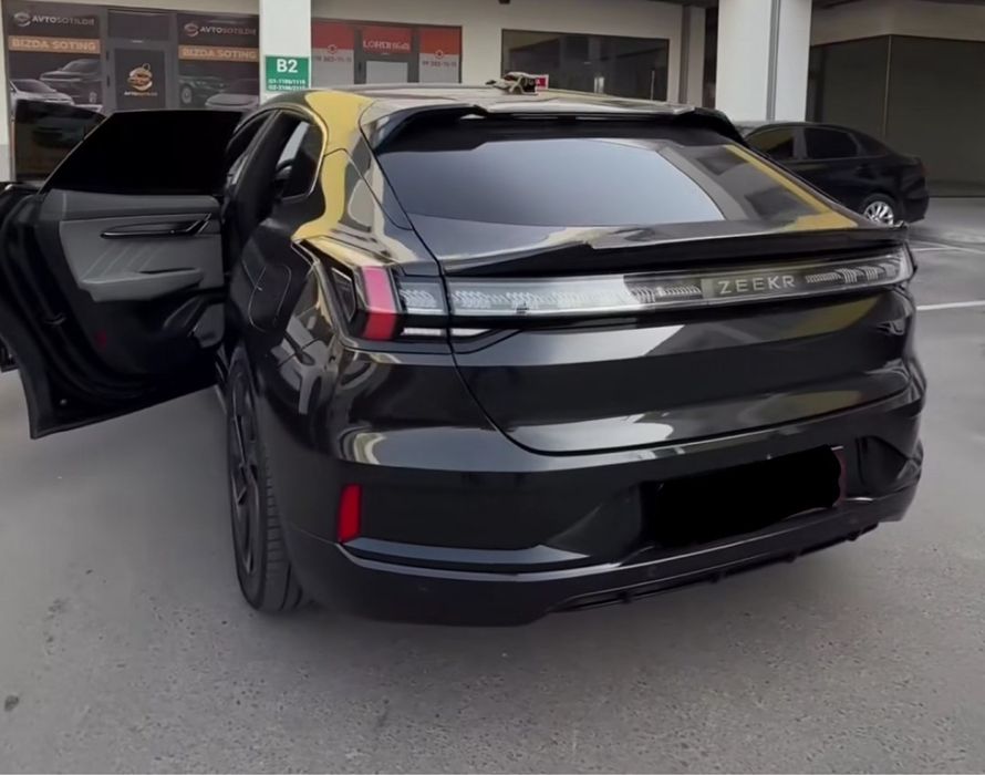 Zeekr 001 you full 2022