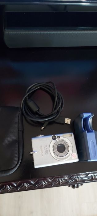 aparat foto video CANON digital IXUS 400,piesă de colecție.