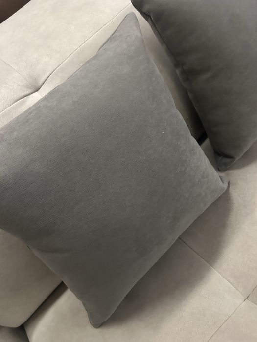 Възглавнички нови сиви