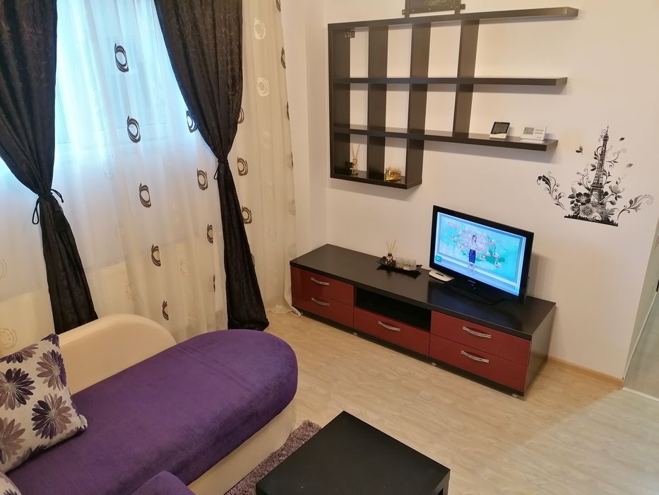 Închiriez Garsoniera Metrou Dimitrie Leonida