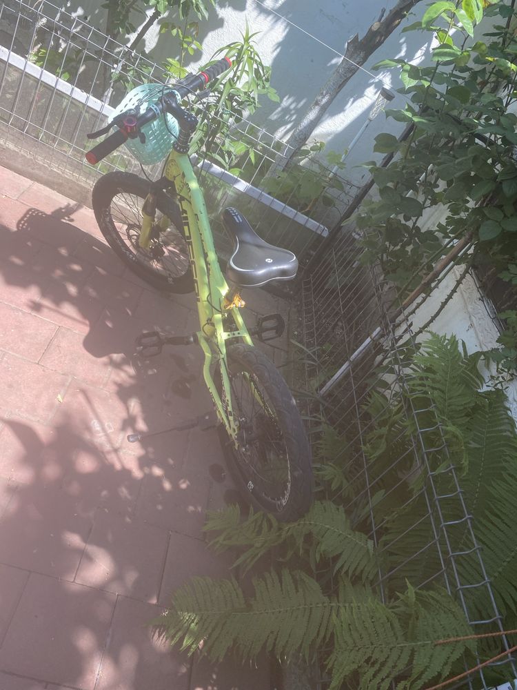 Bicicleta copii verde Kidesai