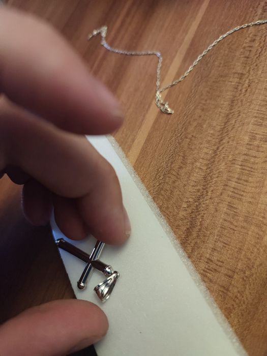 Blackfriday-Cruce din aur alb 14K,1.03 grame – vintage, cu urme de uzu