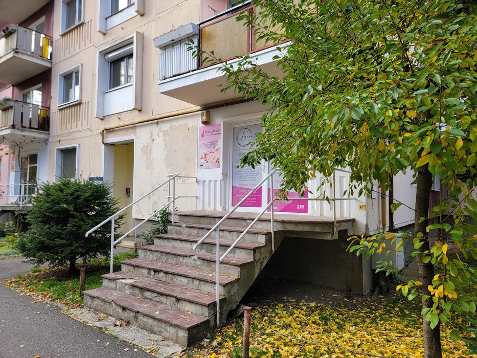 Proprietar - Vand Spatiu Comercial Cu Chirias Stabil