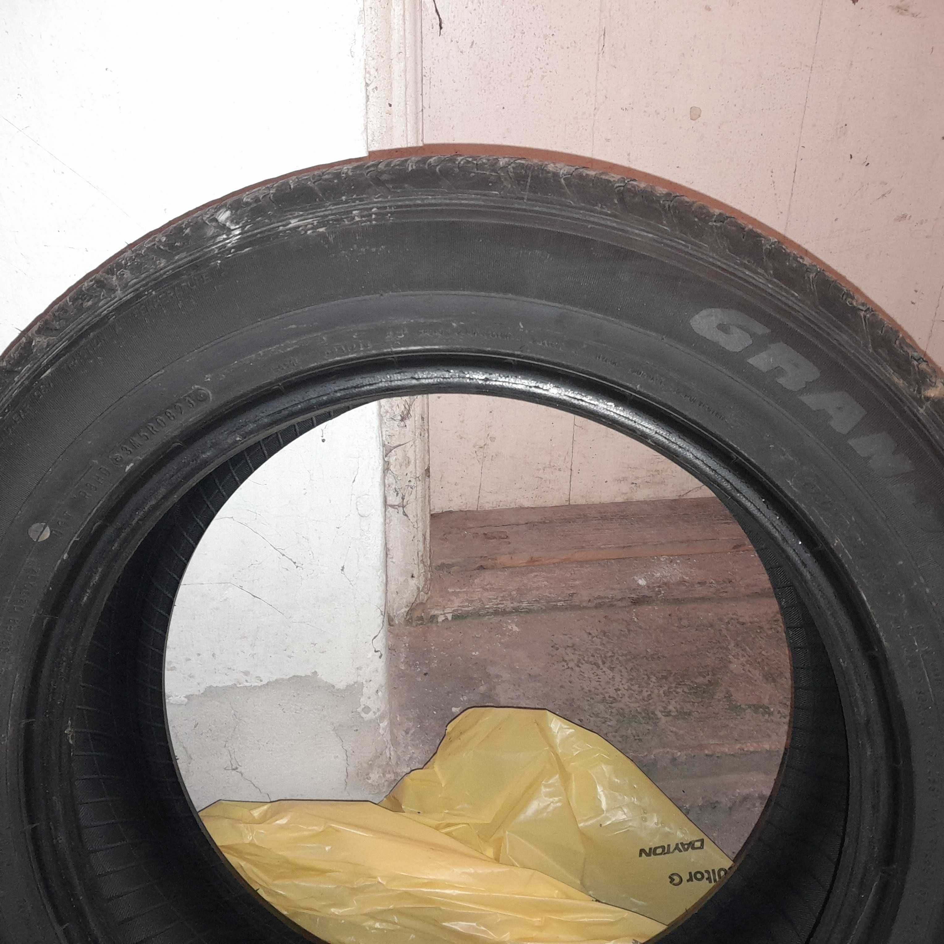 2броя Dunlop 225/60 18 dot 22