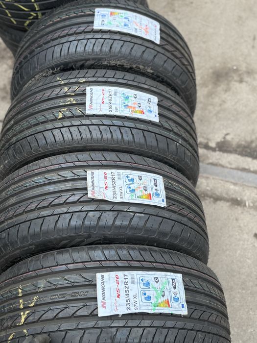 235/45/17 - 255/40/17 Nankang
