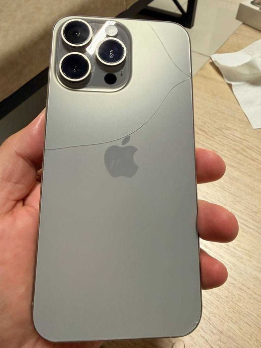 Iphone 15 pro max 256 sotiladi