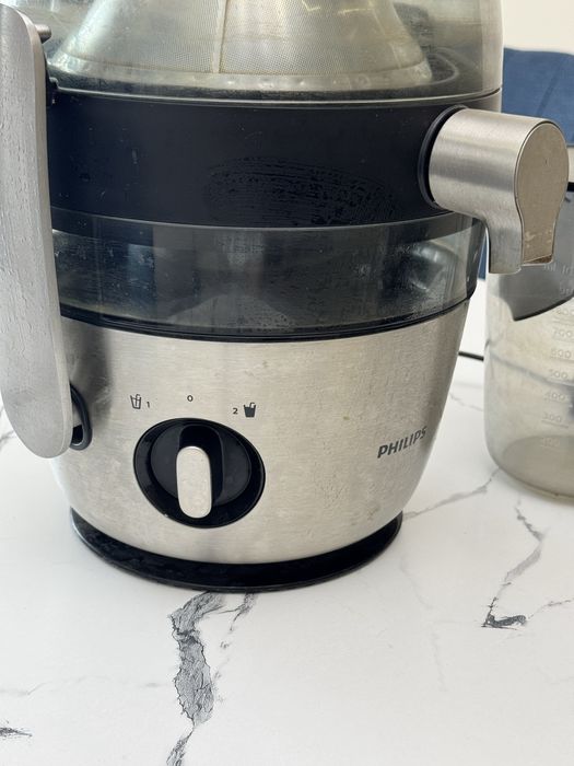 Продам соковыжималку Philips