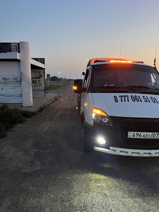 Услуги эвакуатора 24/7