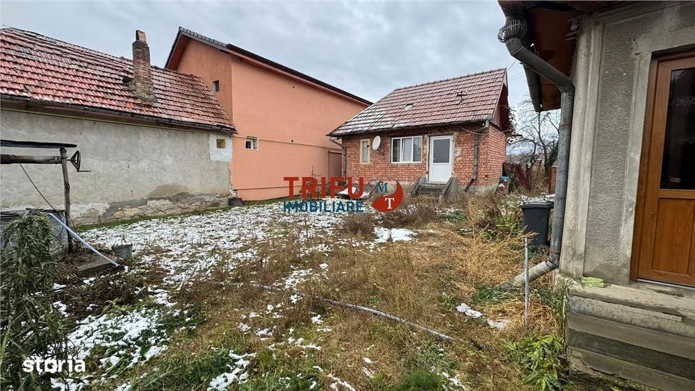 Casa 3 camere de vanzare in comuna Cricau cu 1200 mp teren