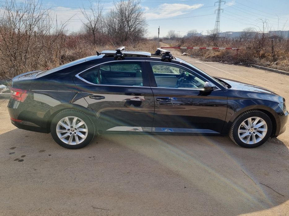 Skoda Superb DSG, piele, trapa, camera, Canton, scaune incalzite, ACC