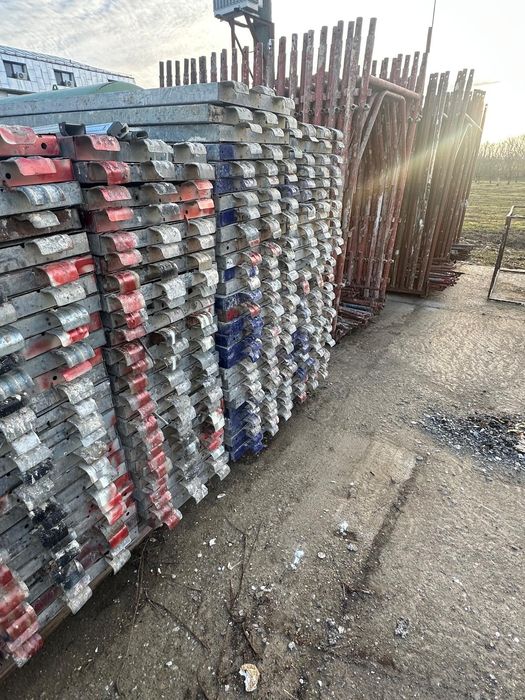 Vând panouri schelă ,noi și vechi