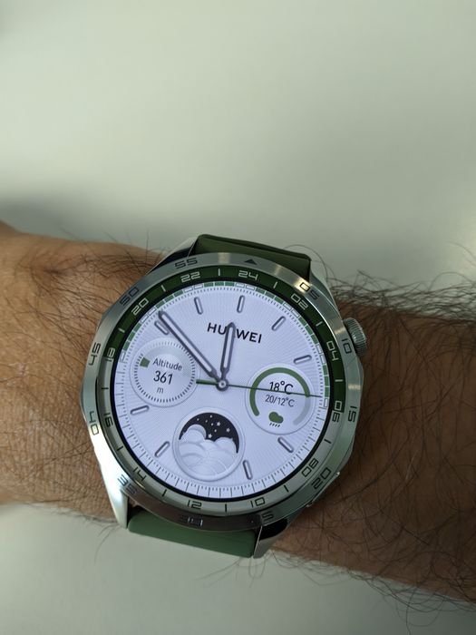 Продам часы Huawei Watch GT 4