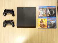 Play Station 4, два джойстика и 4 игри