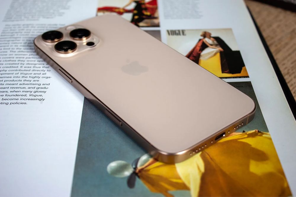 Iphone 16 Pro Max 256 Desert 100% эмкость