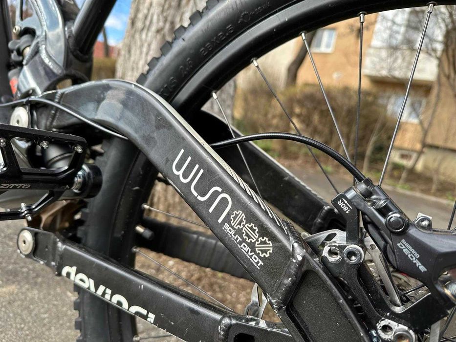 Downhill Bike Devinci Wilson Domain Shimano ZEE FOX Floa tx2 Kashima