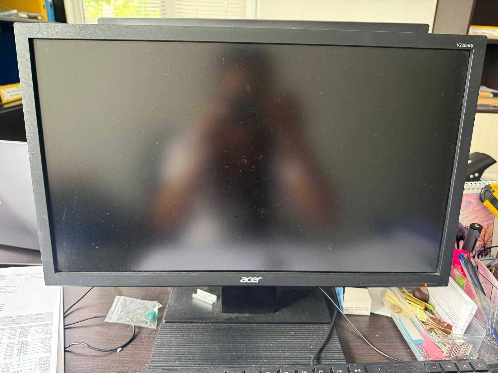 Три броя Монитори Acer V226HQL