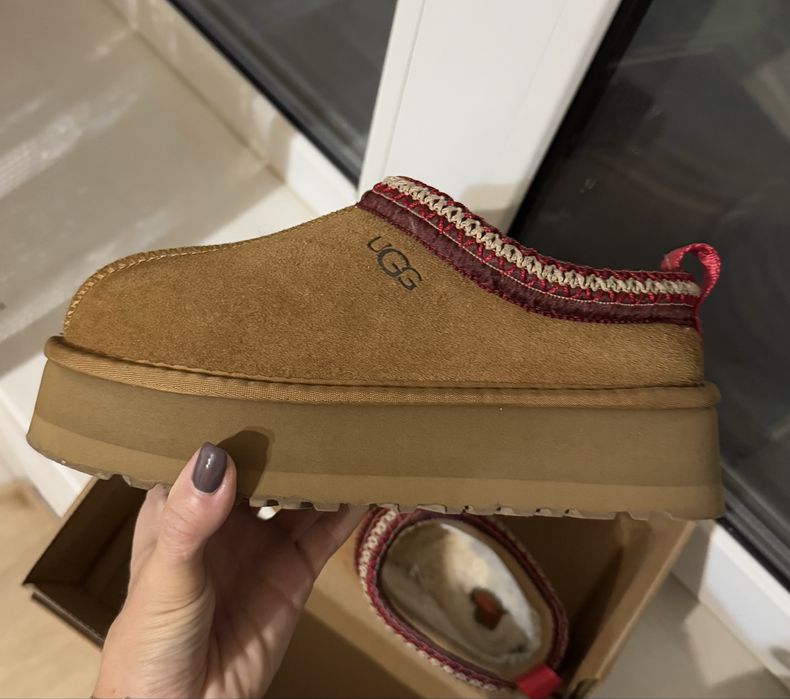 Продам UGG на платформе