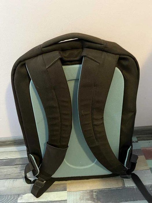 Ghiozdan Laptop Belkin