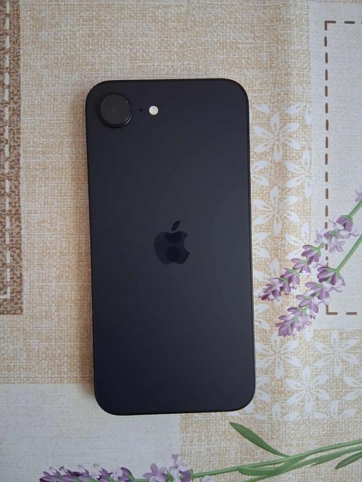Vand iphone 16 e nou