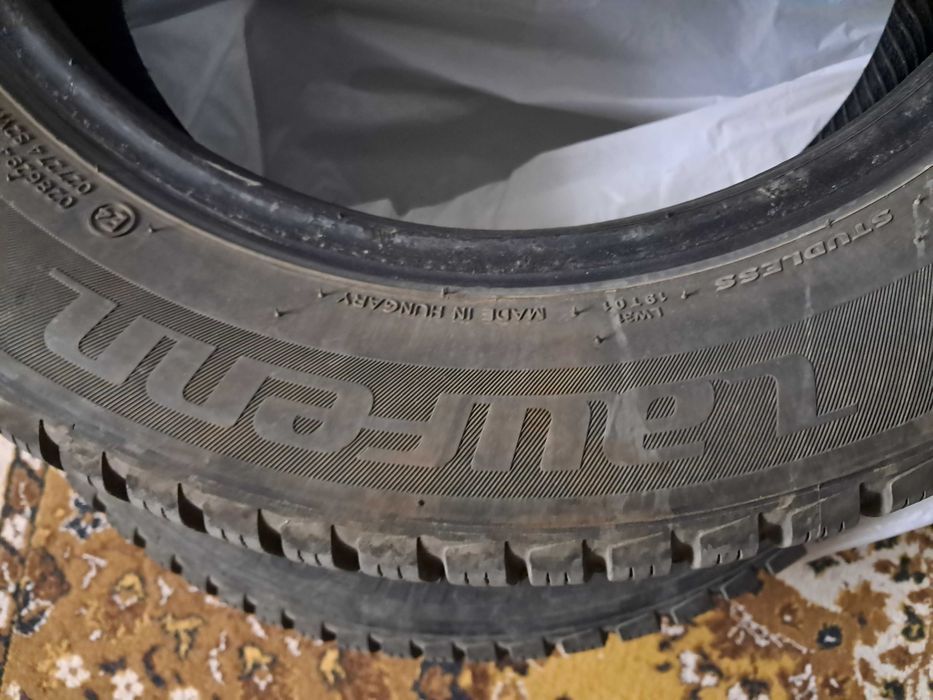 Vand 4 anvelope iarna 175/65R 15 Laufenn