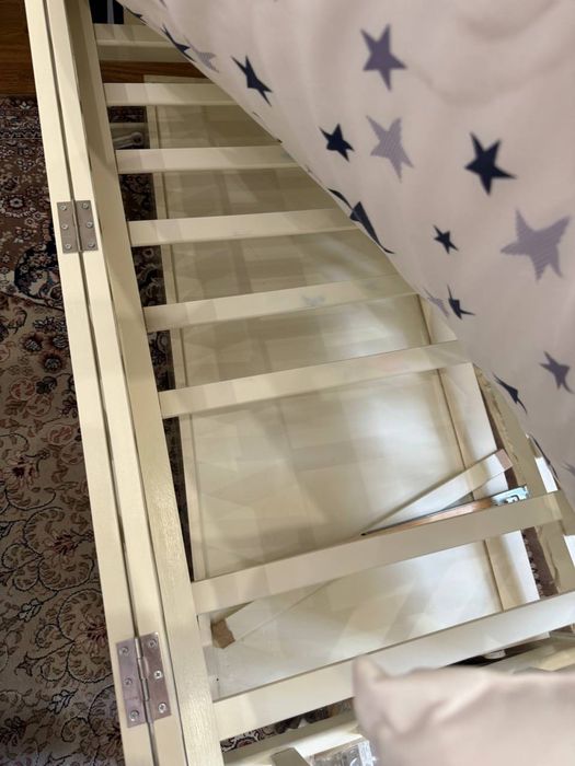 Detskiy krovat, srochno sotiladi