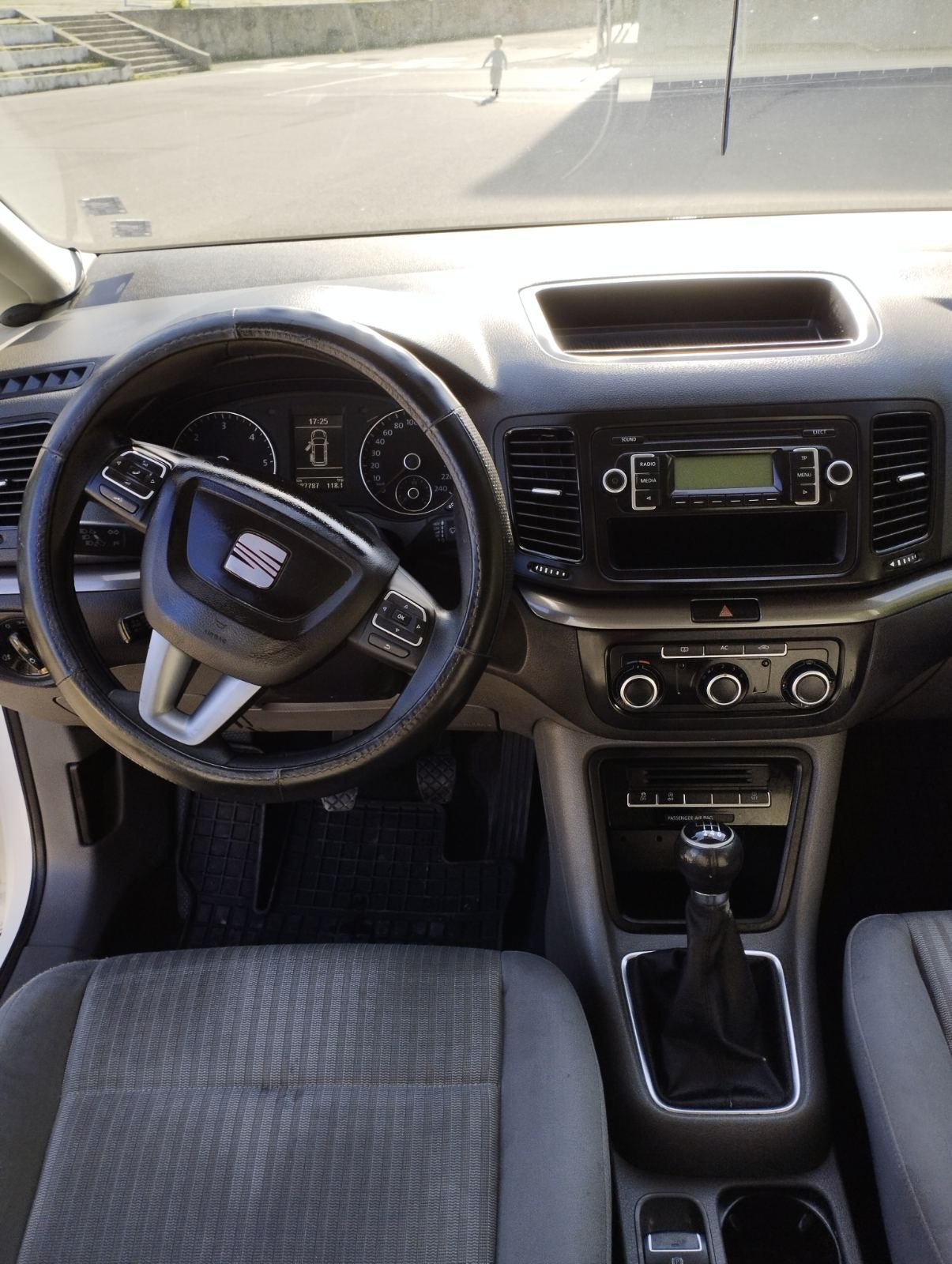 Seat Alhambra , 2011 г