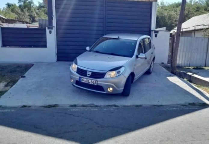 Dacia sandero 1.4 benzina