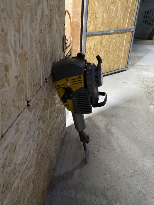 Ciocan demolator Wacker Neuson BH55RW RS 27×80