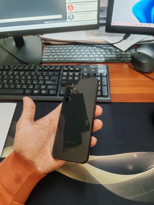 Samsung A54 5G 8/256gb(2025)ideal ochilmagan usta kurmagan aybi yuq
