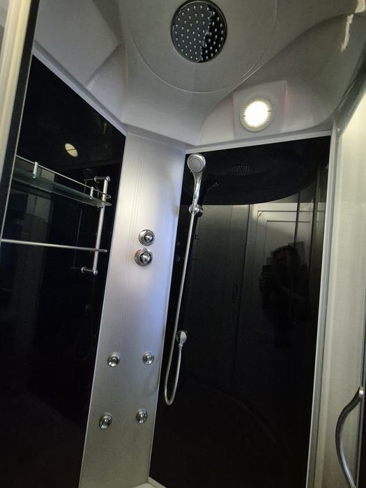 Cabina de dus noua!