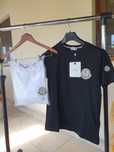 Vând tricou mărimea M