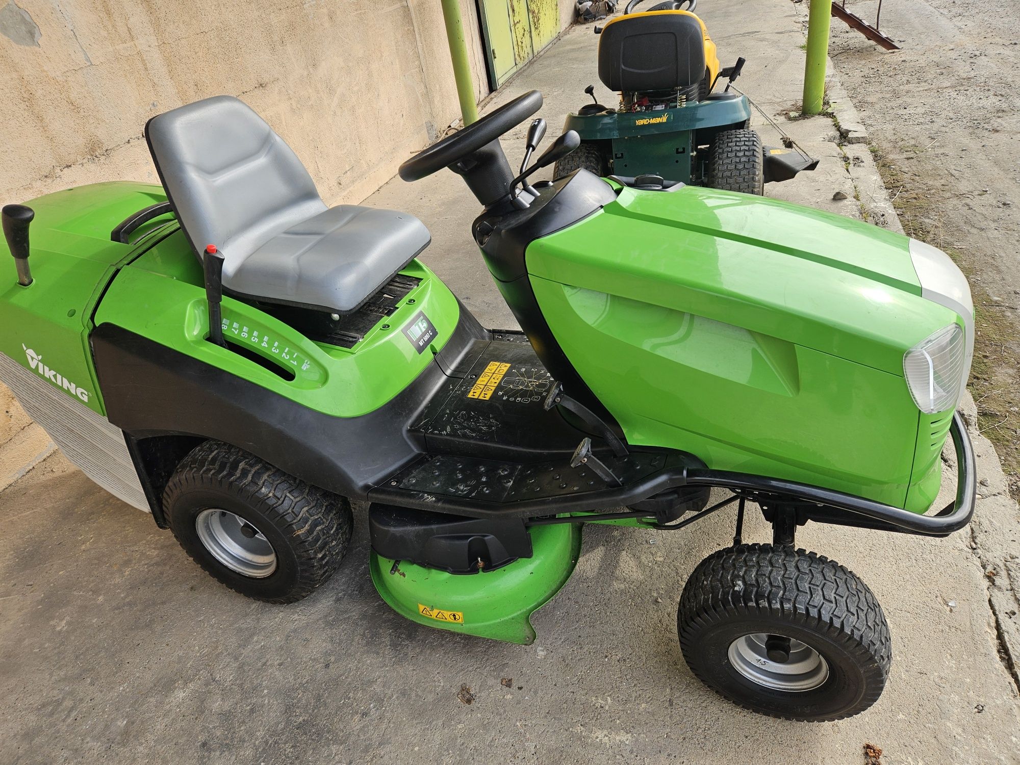 Тракторна косачка Viking T5