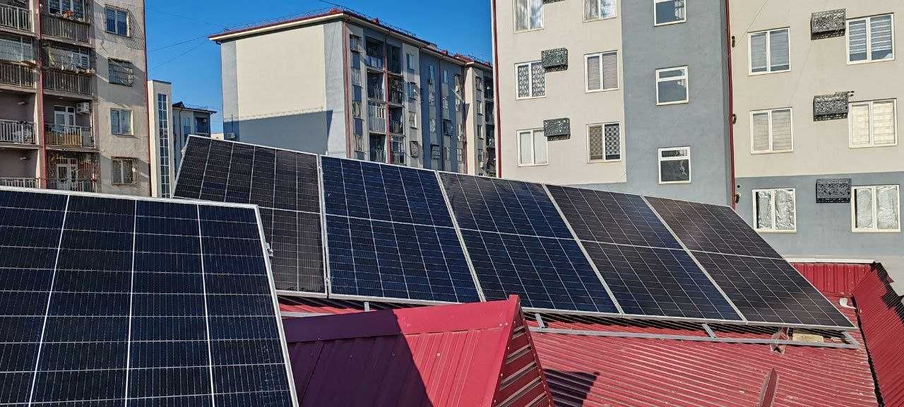 Монтаж и установка ФЭС (фотоэлектрических станций), Солнечные панели