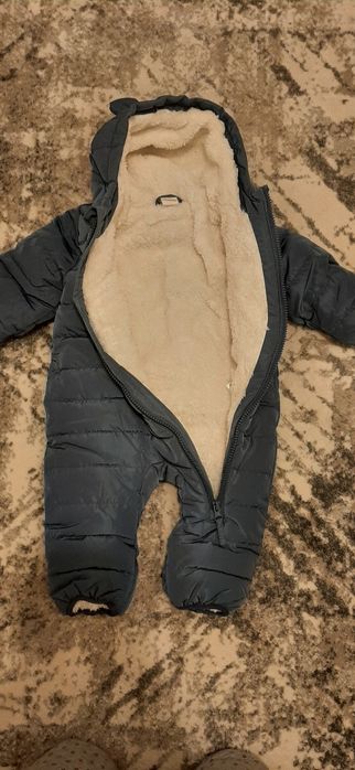 Combinezoane H&M bebelusi