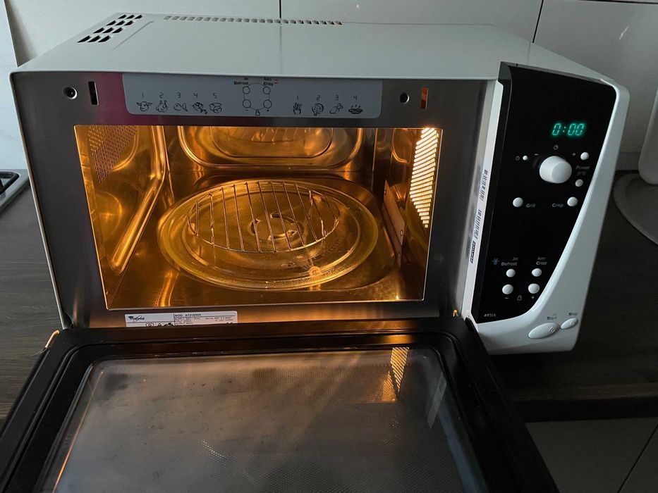 Cuptor microunde semiprofesional Whirlpool ATI 315