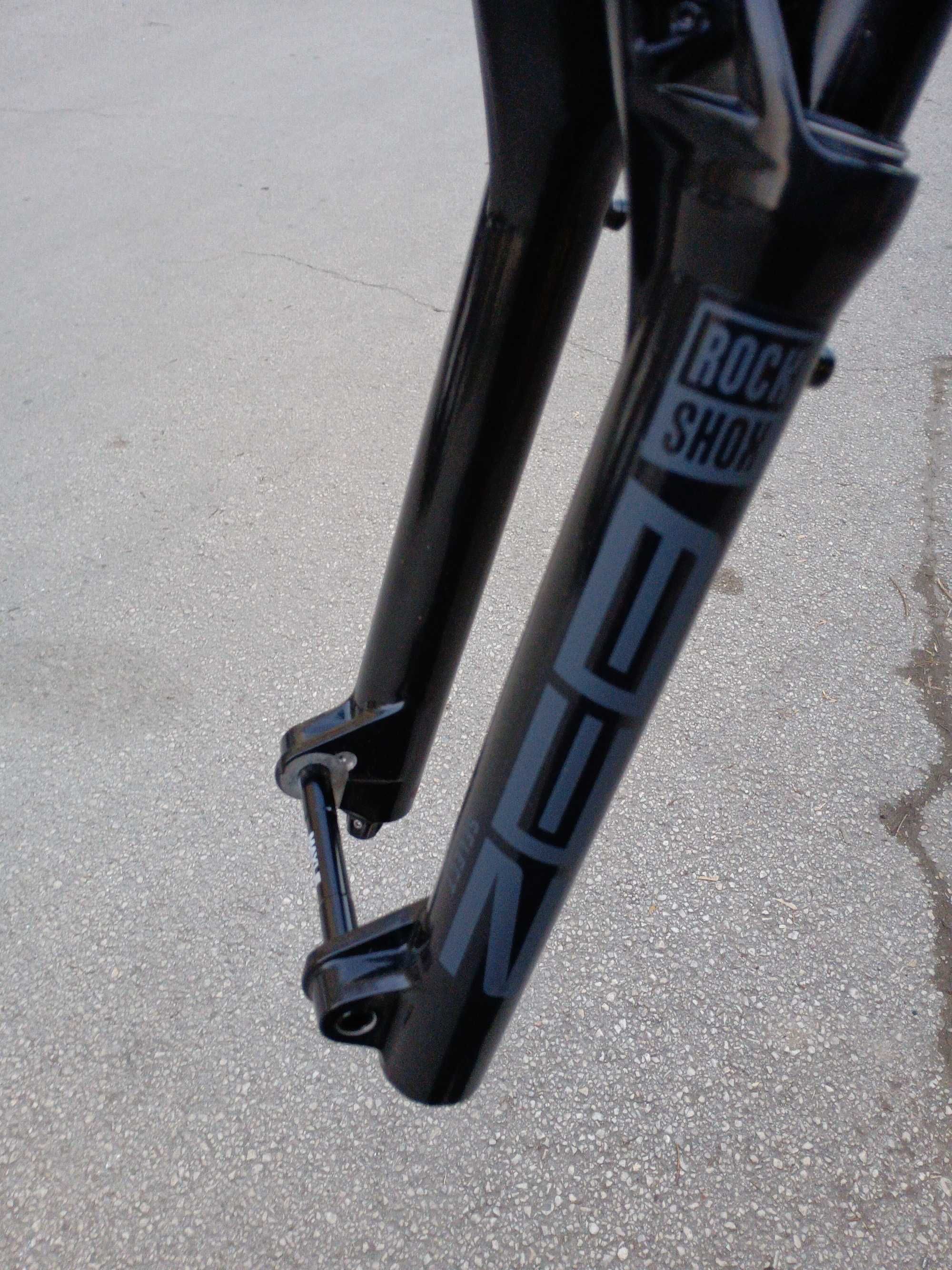 Промоция - Вилка RockShox ZEB Select RC 27.5" 180mm Boost 15X110mm