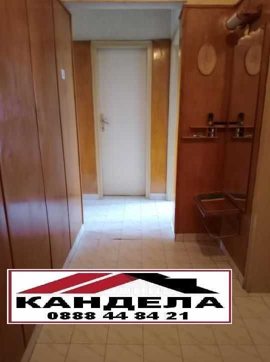 Тристаен, тухла, 4 самостоятелни стаи!