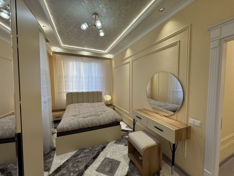 Urganch sh evro 2 xonali kvartira sotiladi