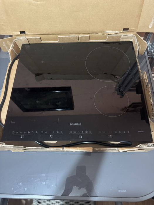 Plita inductie Grundig
