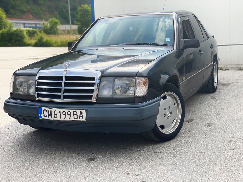 Mercedes W124 E200