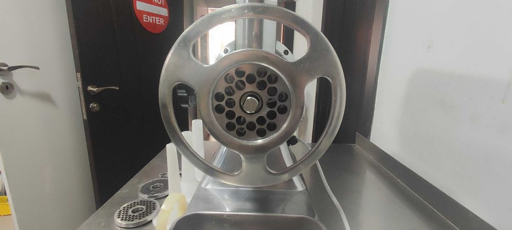 Месомелачка Италия Fama FTS136UTE (380) Система ножове – пълен Unger