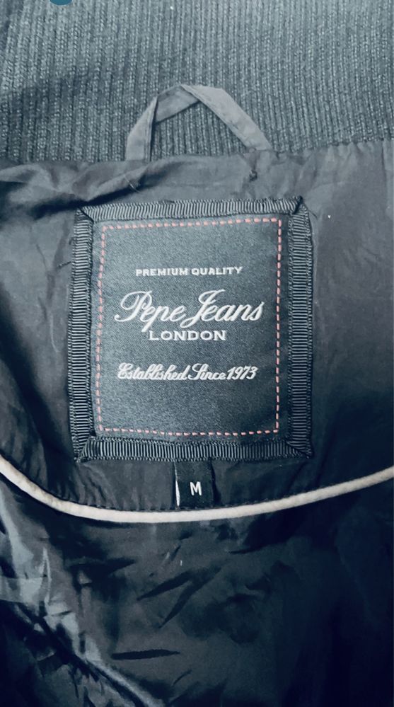 Geaca Pepe Jeans masura M din puf