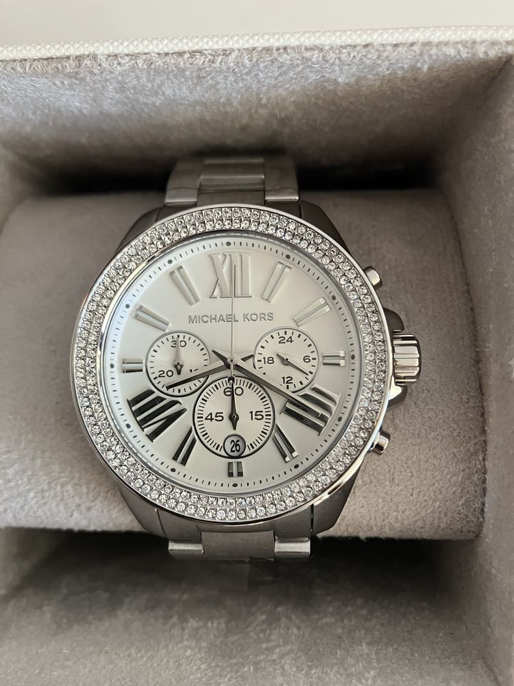 Ceas Michael Kors, cu cristale Wren