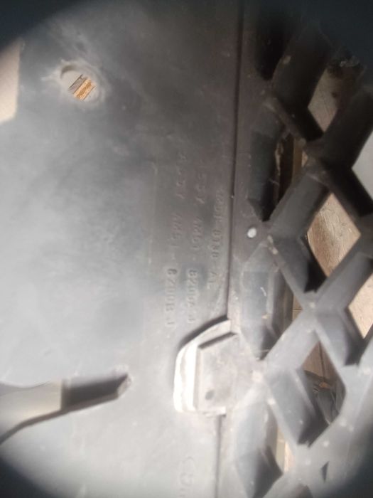 Решетка с емблема за Форд Фокус 2004 - 2008г.