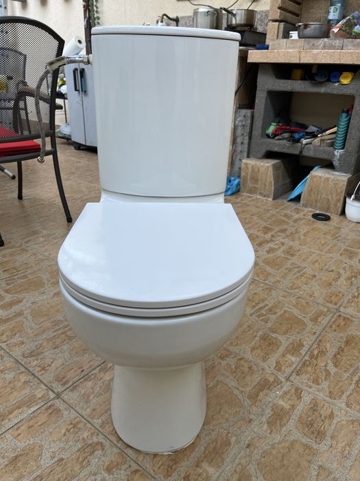 Set wc cu rezervor si capac soft close
