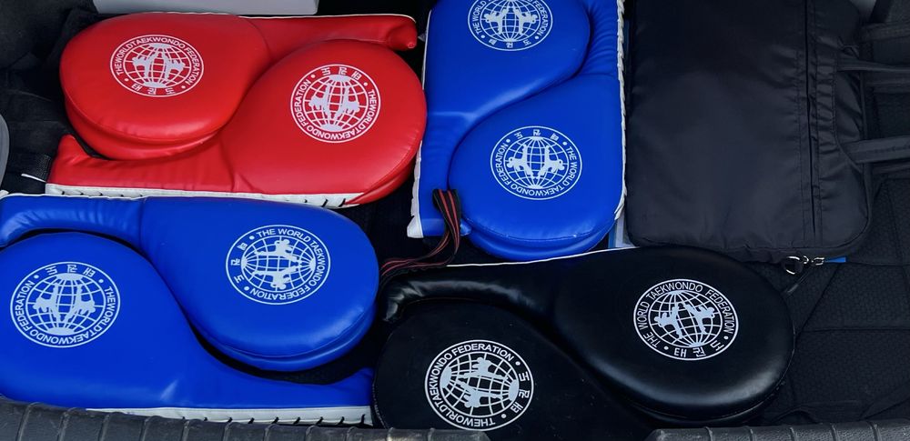 Лапа хлопушка для таеквондо